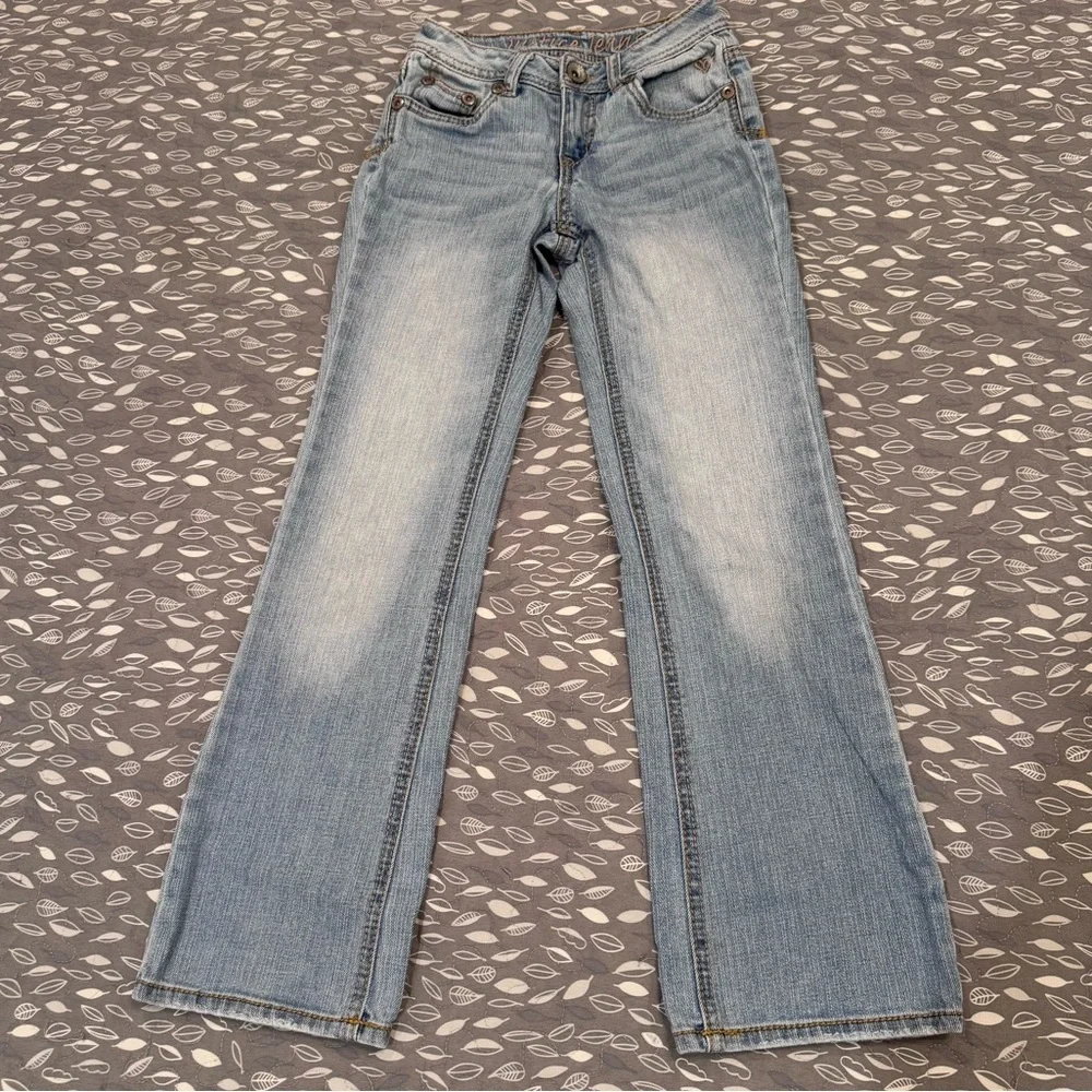 JUSTICE Girls’ Faded Blue Jeans, size 10S